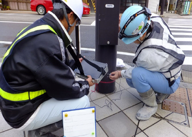 超音波鋼製柱腐食診断